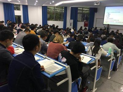 成都宏達(dá)中業(yè)教育 聚焦職業(yè)技能，賦能職場發(fā)展